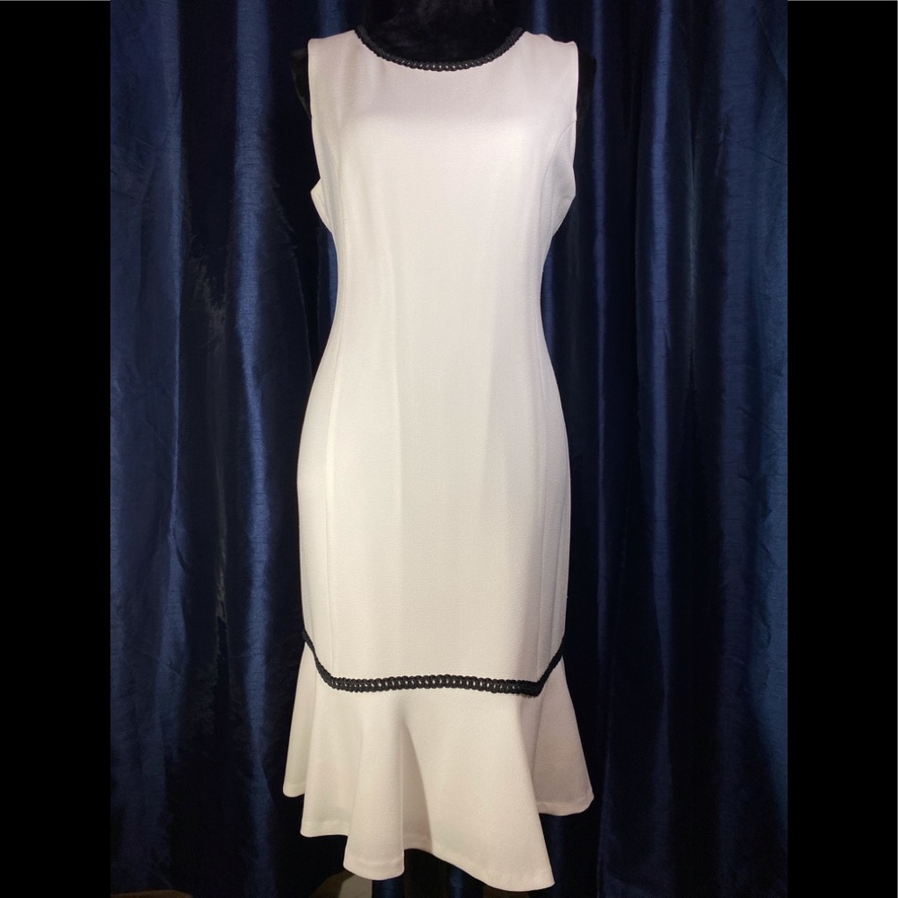 Women’s dress